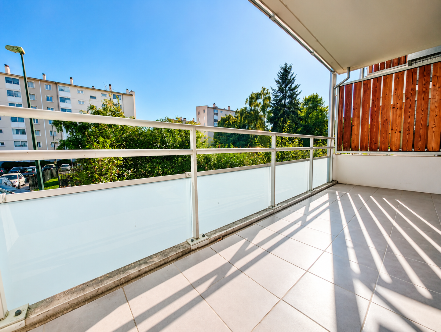 Beau T4 de 78 m2 avec balcon de 10 m2 à proximité directe du lac  | 74000 Annecy